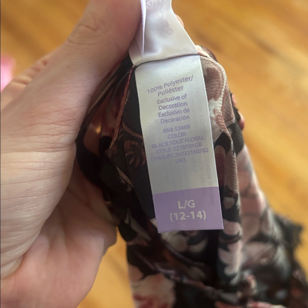NWT Secret Treasures Floral Patterned Peignoir Nightgown Robe Set - Picture 7 of 11